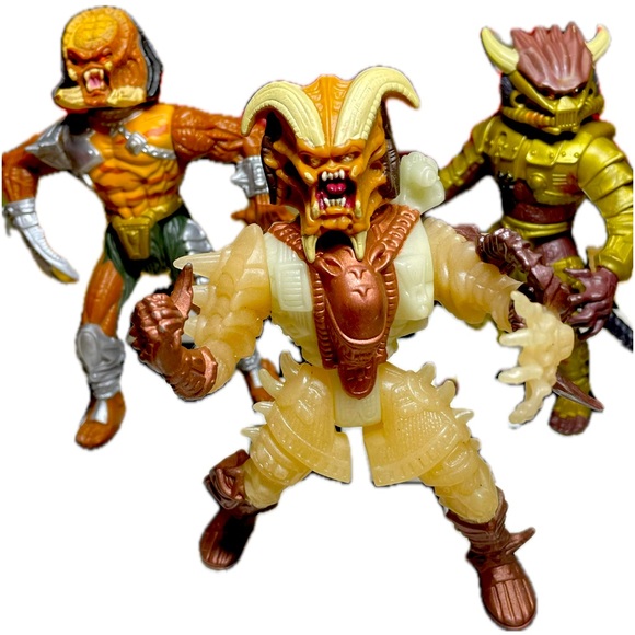 Kenner Predators (3) - Picture 2 of 8